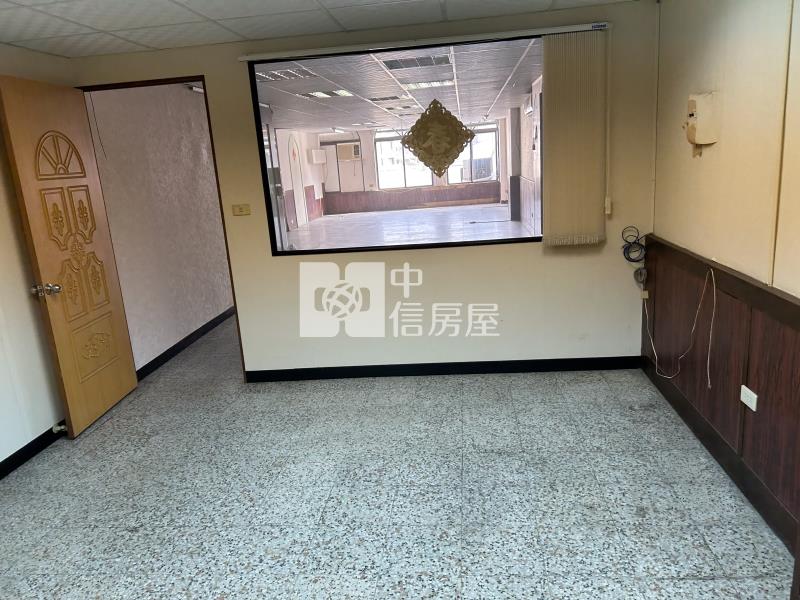 大面寬大地坪店住兩用透天房屋室內格局與周邊環境