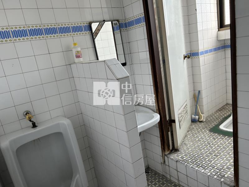 大面寬大地坪店住兩用透天房屋室內格局與周邊環境