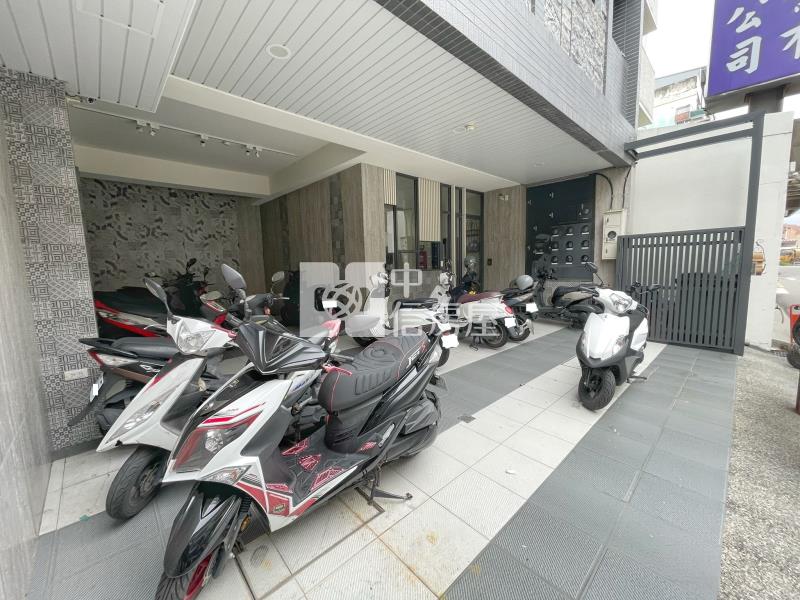 東山寶雅24間整棟5年透套房屋室內格局與周邊環境