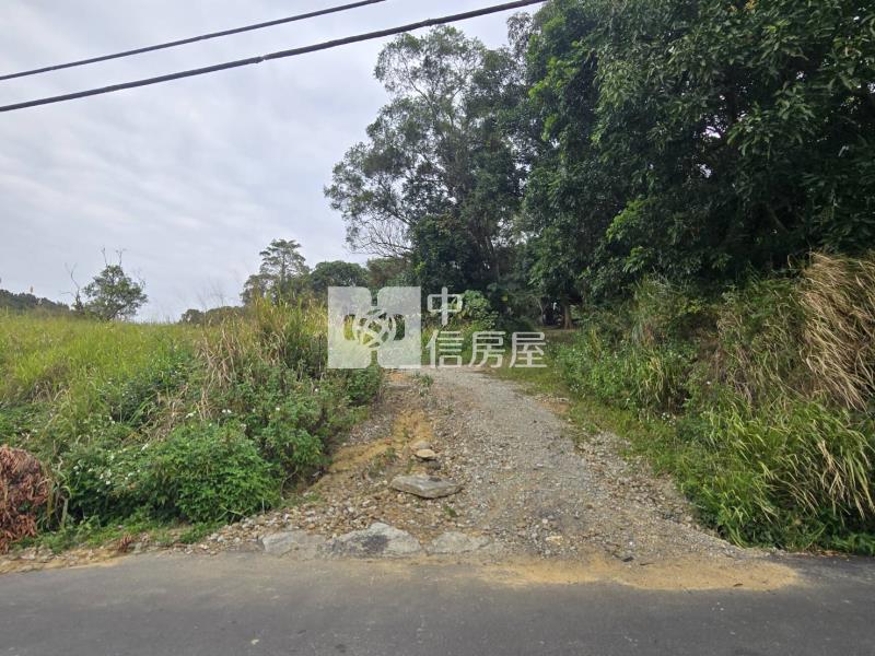 新化超值一甲大面寬一般農牧用地房屋室內格局與周邊環境