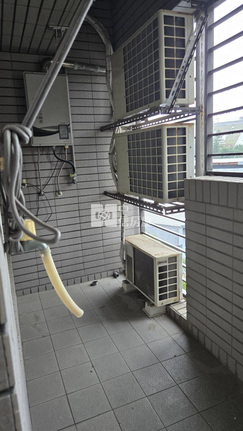 青埔特區三房+平面車位房屋室內格局與周邊環境