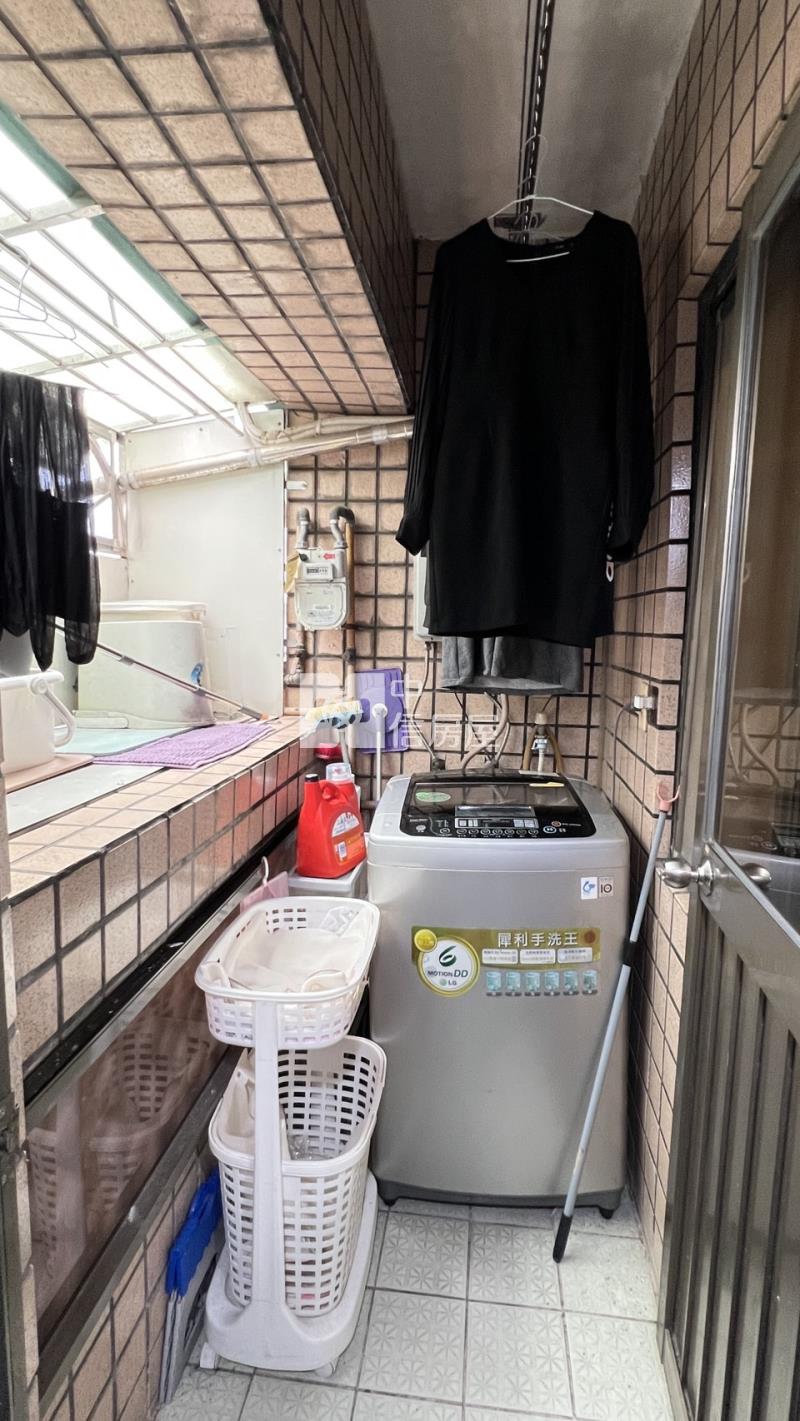 健保局湖景3+1房已租平車房屋室內格局與周邊環境