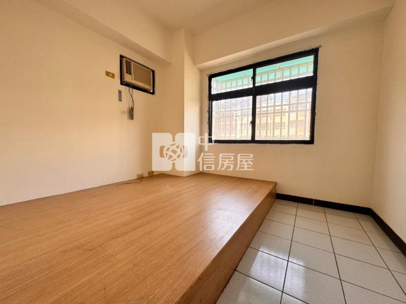 國宅永久棟距2房稀有釋出房屋室內格局與周邊環境
