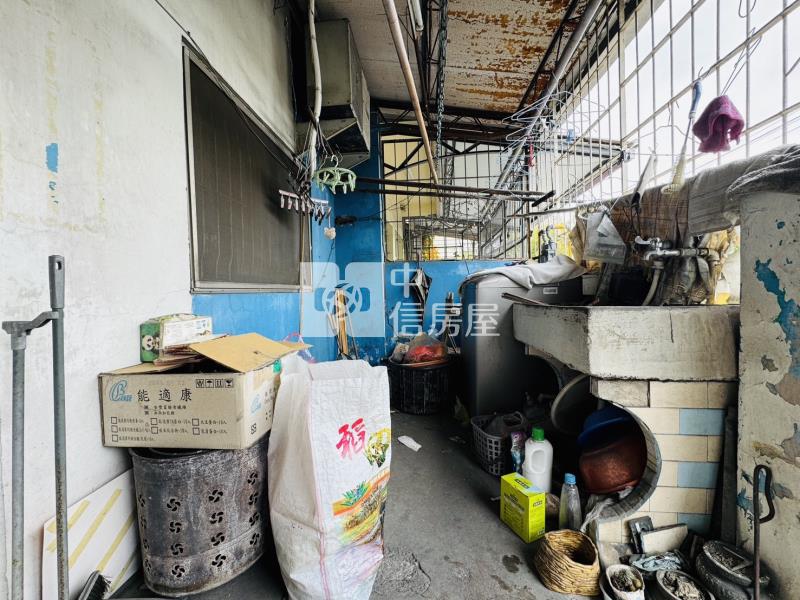 苗栗市區買地送合法平房房屋室內格局與周邊環境