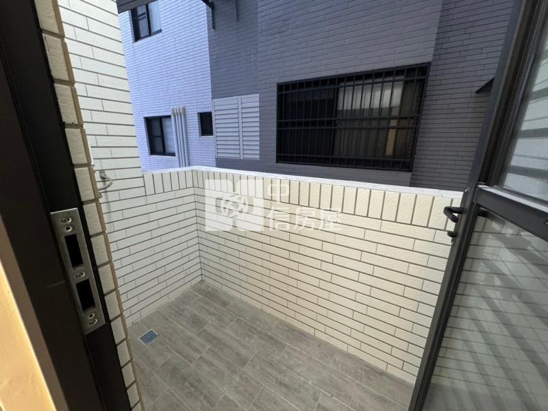 佳里國小旁全新三房平車房屋室內格局與周邊環境