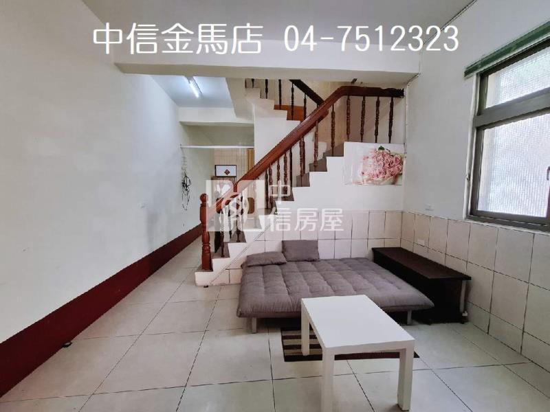 大葉邊間車庫透天房屋室內格局與周邊環境