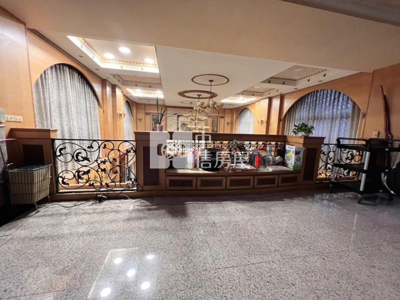 【安家】金陵路大地坪透店房屋室內格局與周邊環境
