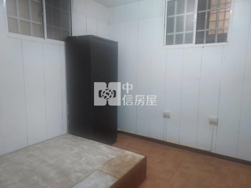 史港買地送屋II房屋室內格局與周邊環境