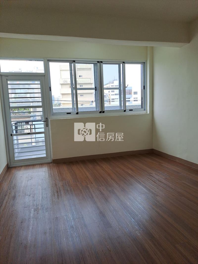 仁武火鍋一條街翻新店住房屋室內格局與周邊環境