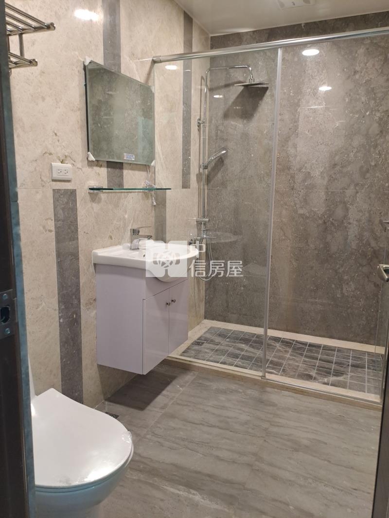 仁武火鍋一條街翻新店住房屋室內格局與周邊環境