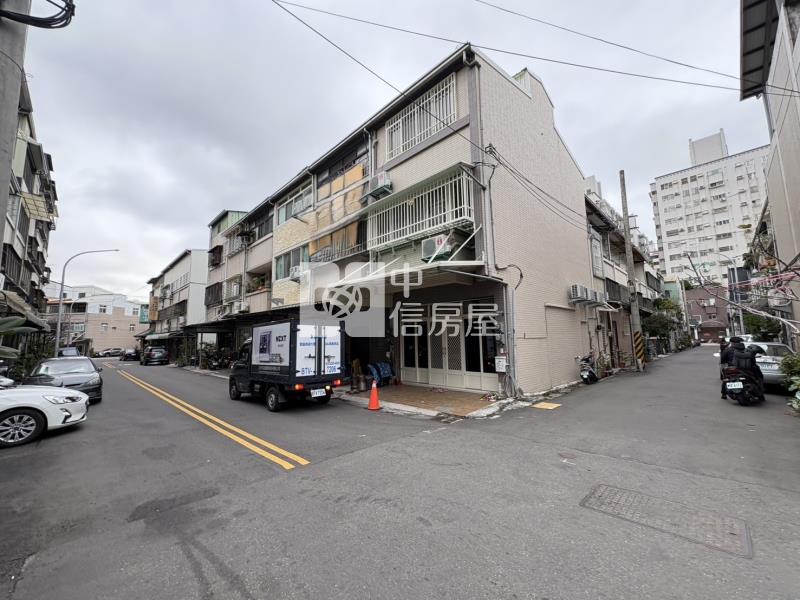 松竹捷運8米活路透天房屋室內格局與周邊環境