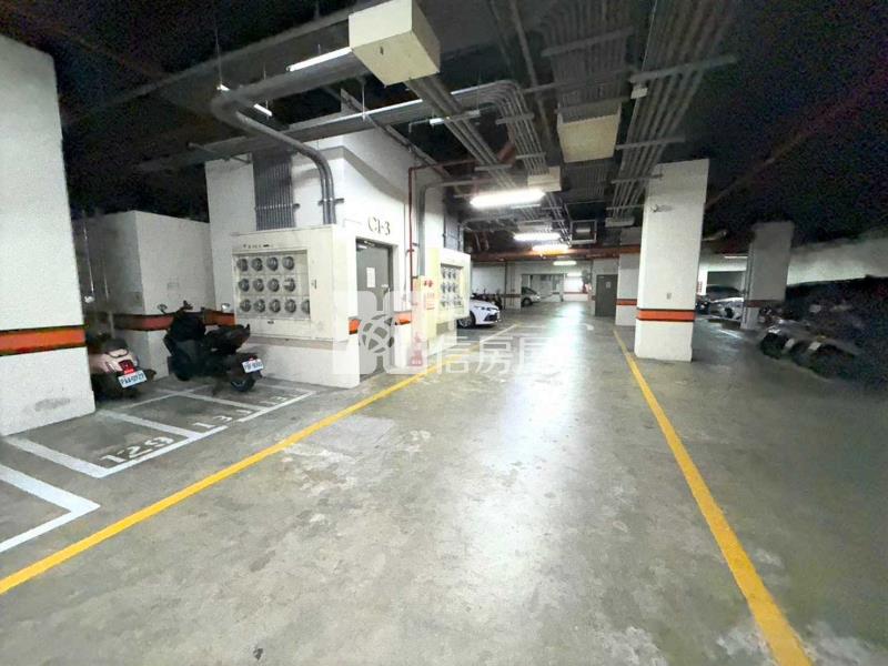 平鎮南勢超值電梯美三房房屋室內格局與周邊環境