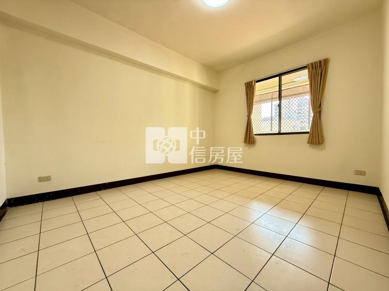 昌平商圈3房附車位房屋室內格局與周邊環境