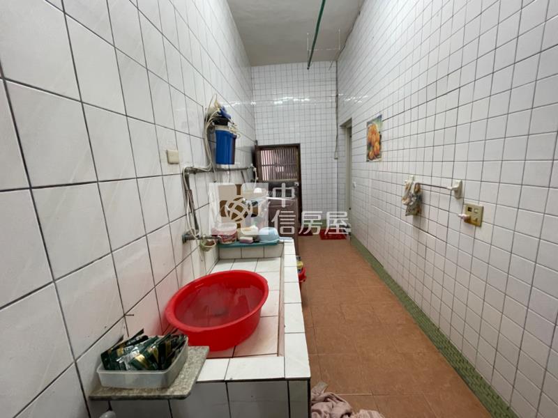 八德重劃區G01G02大地坪三角窗透店房屋室內格局與周邊環境