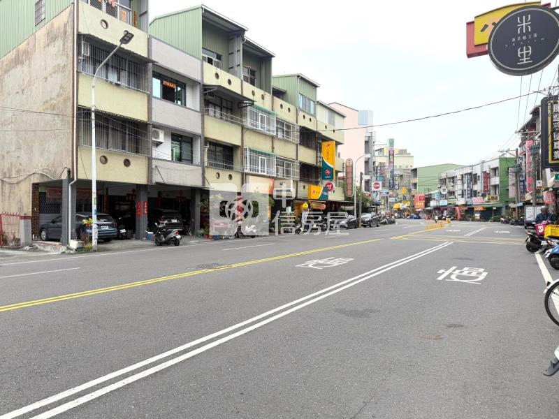 近歸仁圓環黃金店面房屋室內格局與周邊環境
