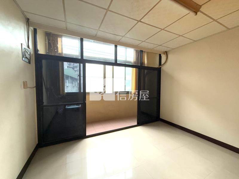 近歸仁圓環黃金店面房屋室內格局與周邊環境