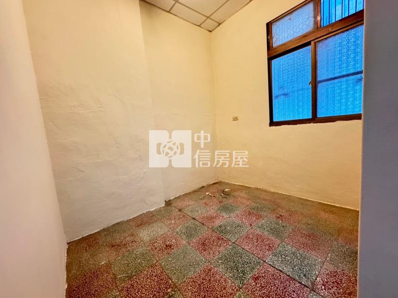 龍岡國小超值透天房屋室內格局與周邊環境