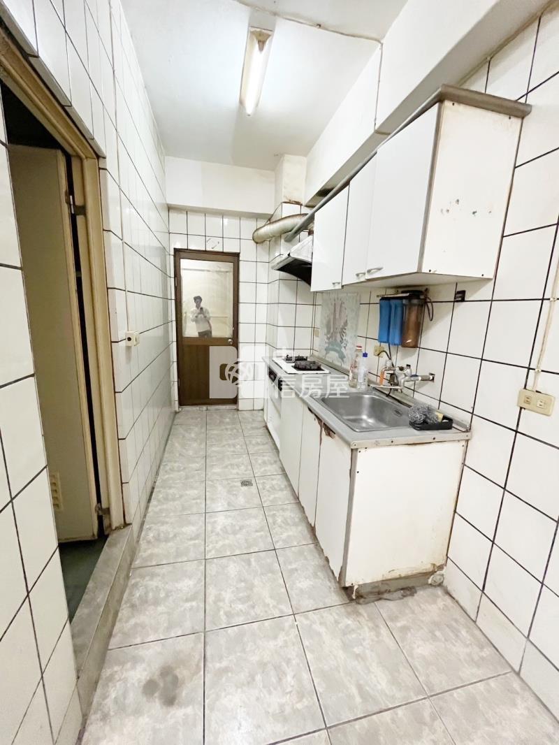 建國學區3房美廈房屋室內格局與周邊環境