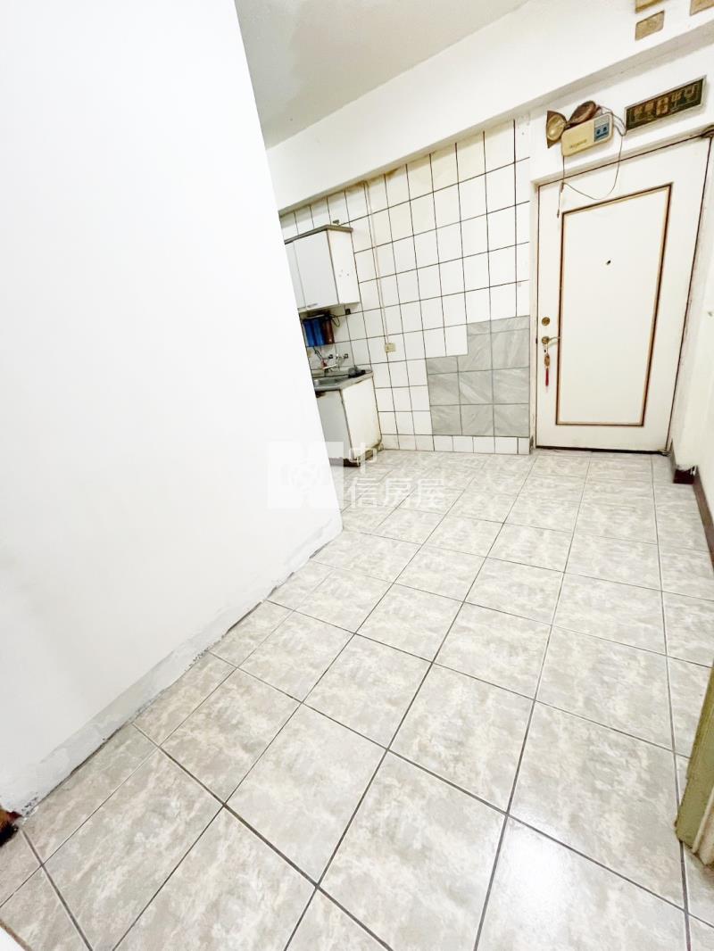 建國學區3房美廈房屋室內格局與周邊環境
