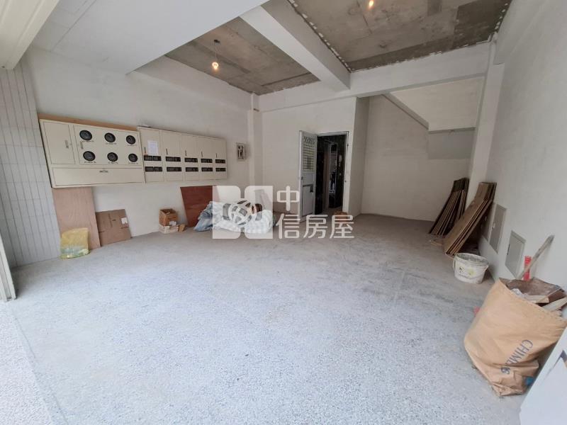 觀音工業區18套電梯透天房屋室內格局與周邊環境