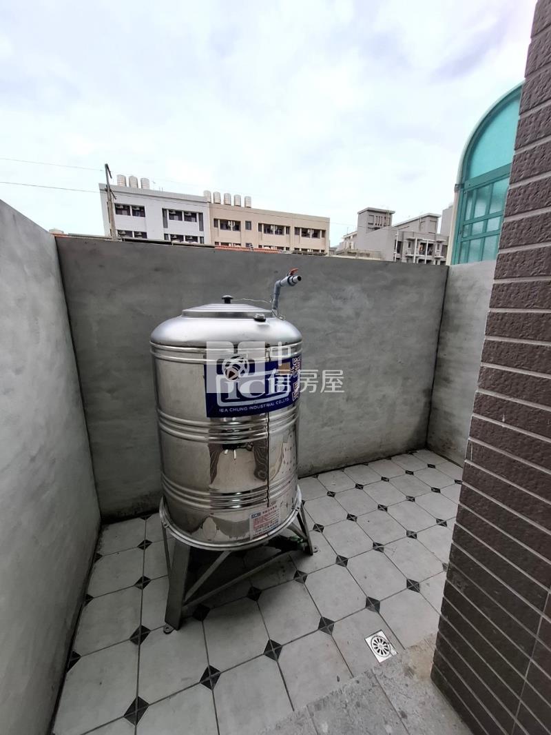 觀音工業區18套電梯透天房屋室內格局與周邊環境