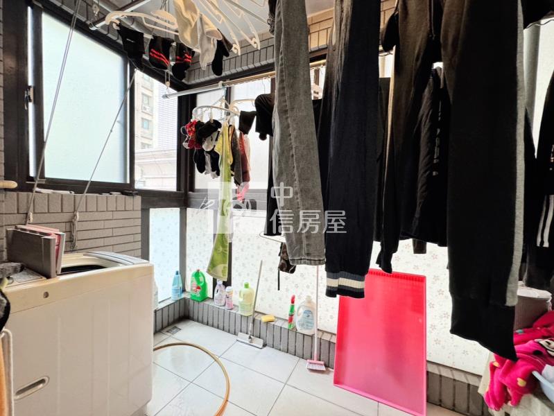 光合手札稀有三房車房屋室內格局與周邊環境