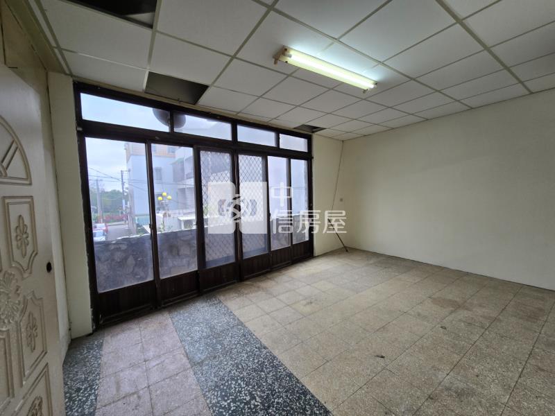 龍岡國小透天房屋室內格局與周邊環境