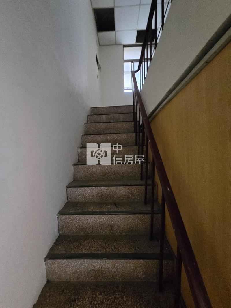 龍岡國小透天房屋室內格局與周邊環境