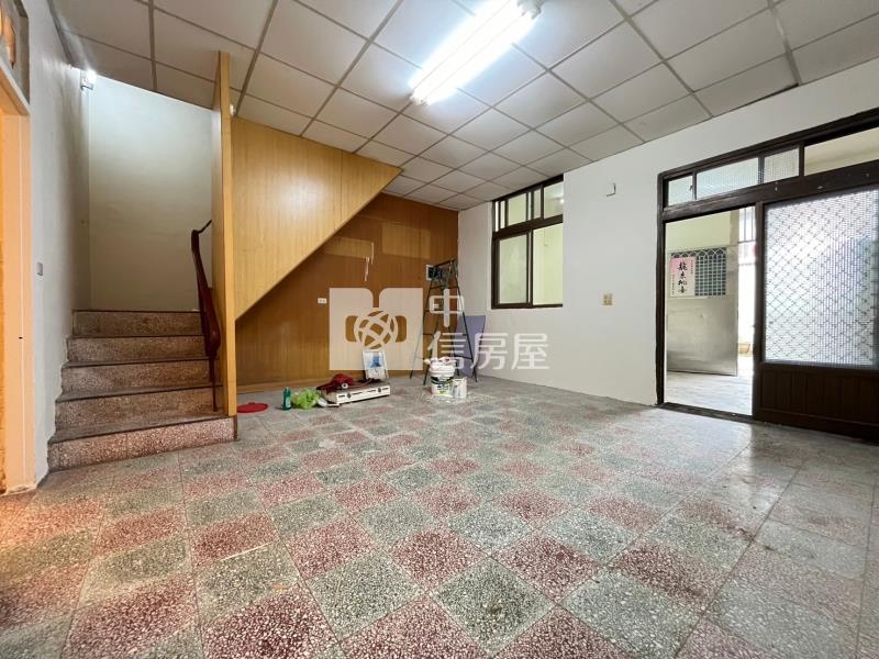 龍崗國小需整理透天房屋室內格局與周邊環境