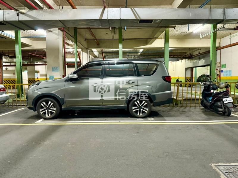 愛的世界三房平車房屋室內格局與周邊環境