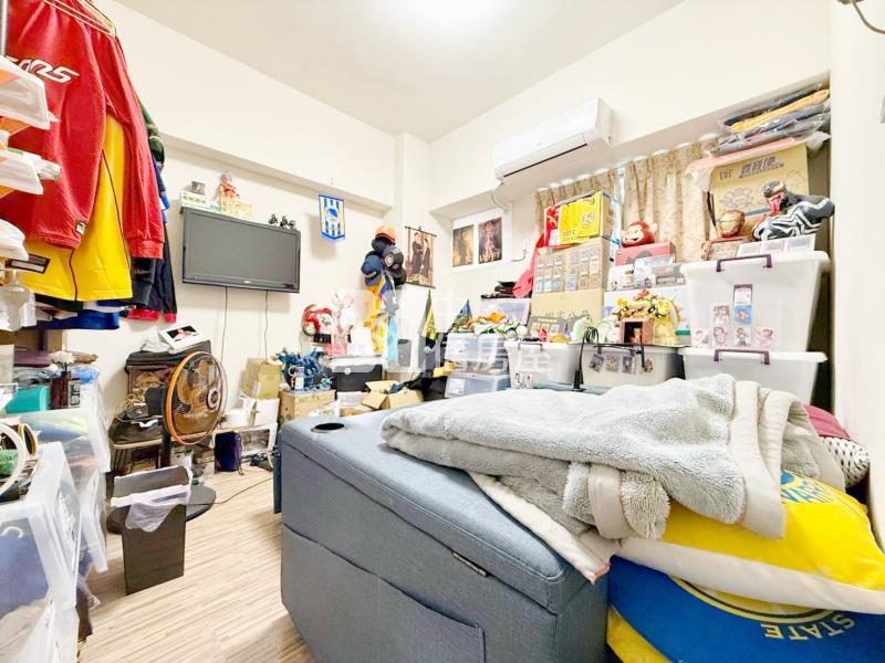 愛的世界三房平車房屋室內格局與周邊環境