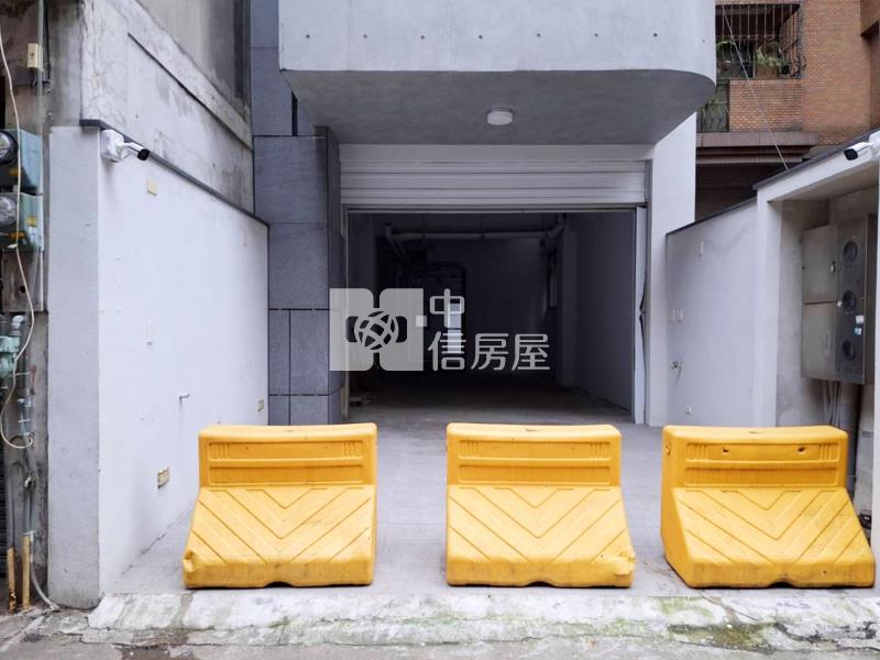 桃園稀有電梯透天房屋室內格局與周邊環境