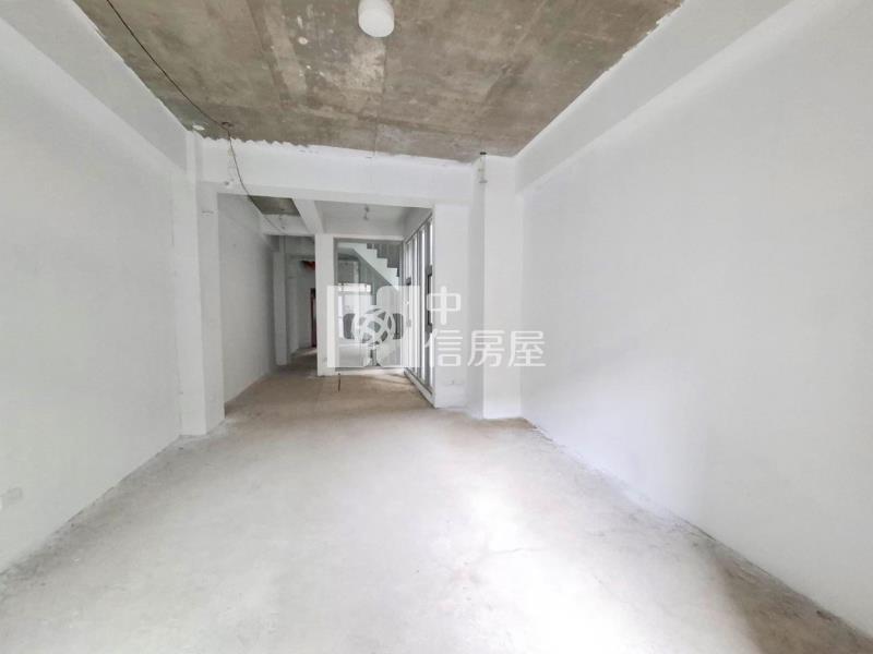 桃園稀有電梯透天房屋室內格局與周邊環境