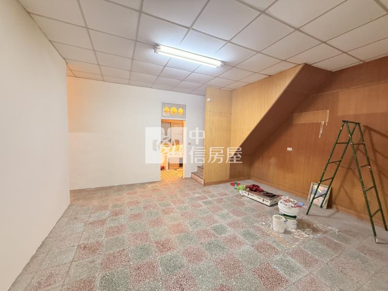 龍岡國小透天房屋室內格局與周邊環境