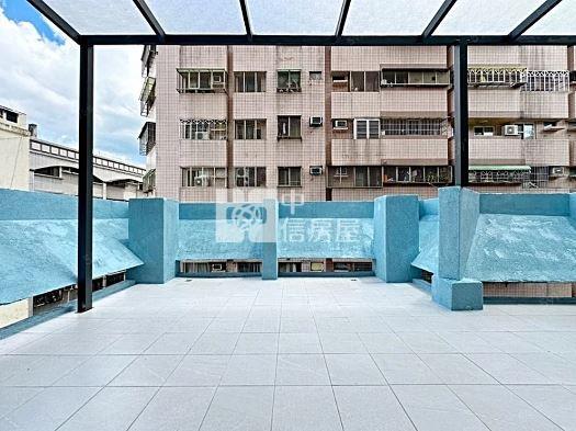 凡爾賽三房平車大露臺全新整理華廈房屋室內格局與周邊環境