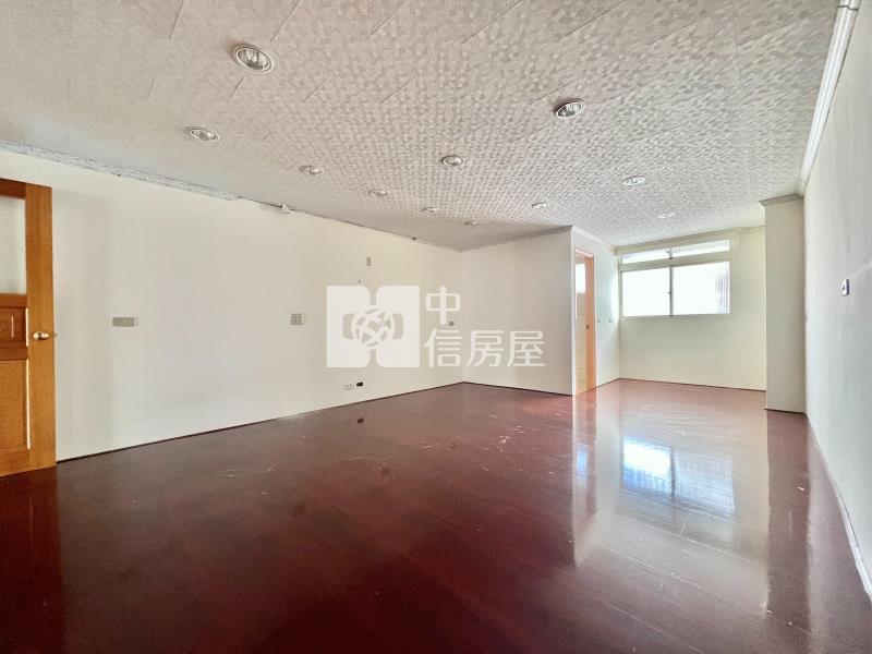 桃園建國國中學區宅透店房屋室內格局與周邊環境