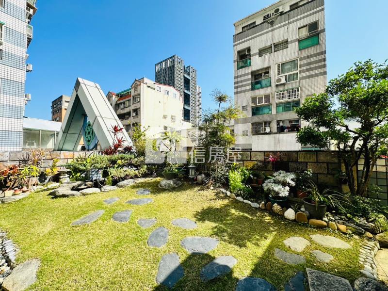文心森林公園四房露台戶房屋室內格局與周邊環境