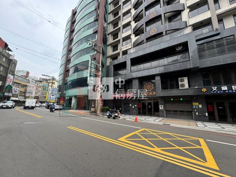 【豐禾】(專)中壢市中心挑高金店面房屋室內格局與周邊環境
