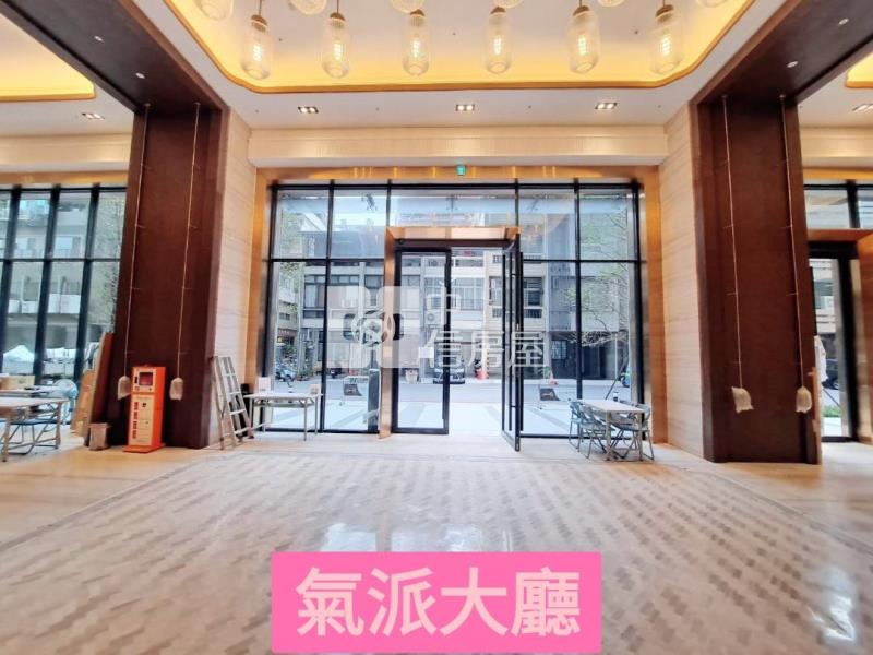 愛河第一排全新景觀2房+車位房屋室內格局與周邊環境