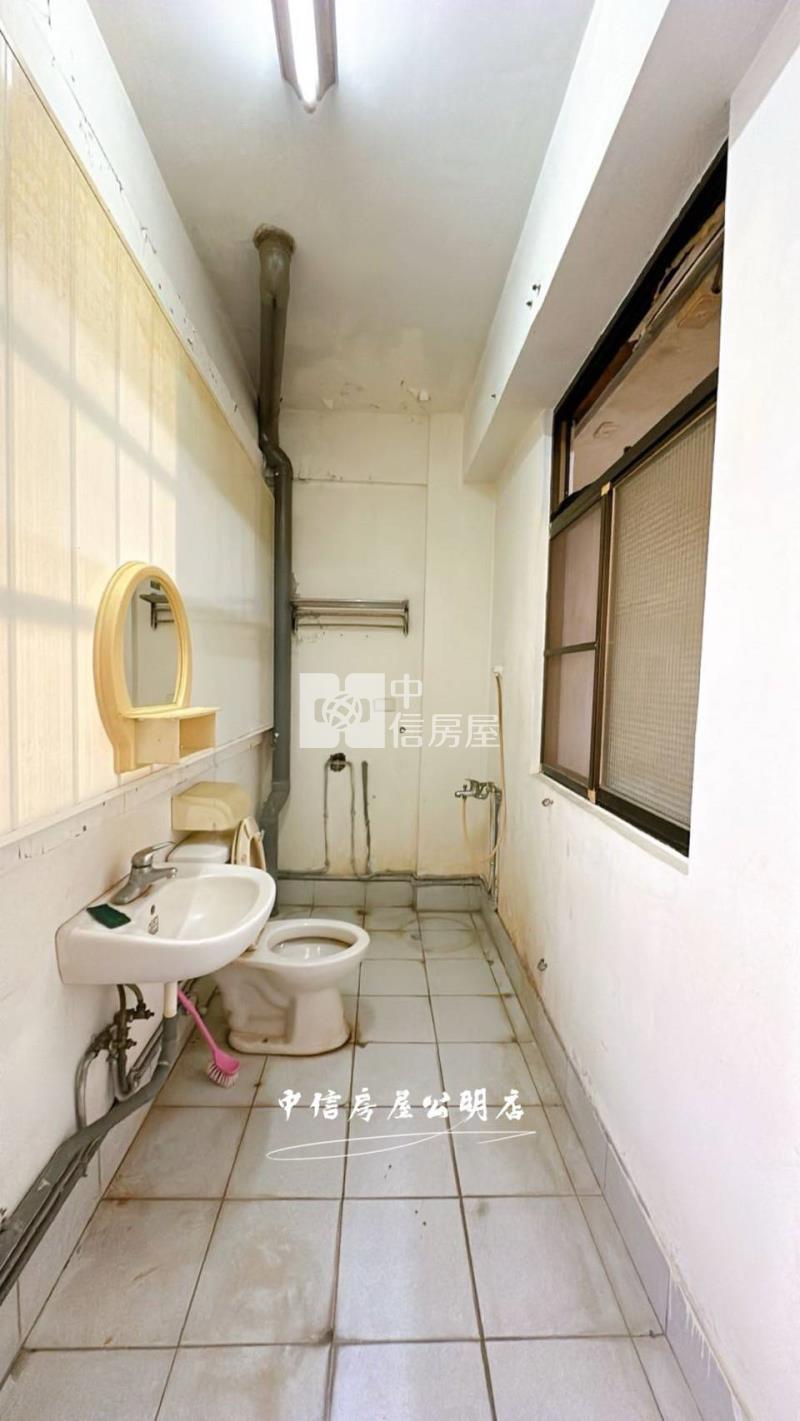 近經國新城五樓店面房屋室內格局與周邊環境