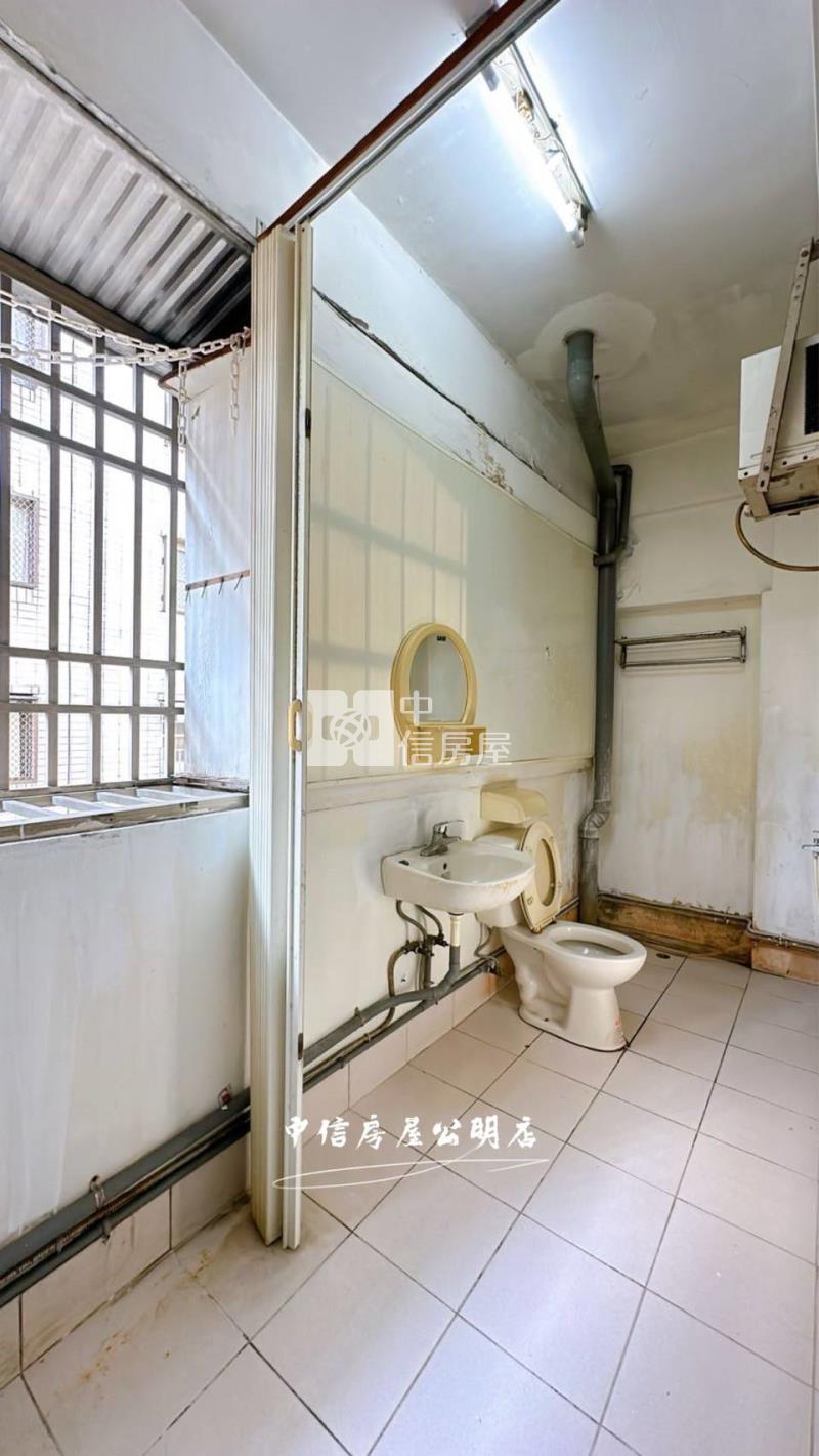 近經國新城五樓店面房屋室內格局與周邊環境