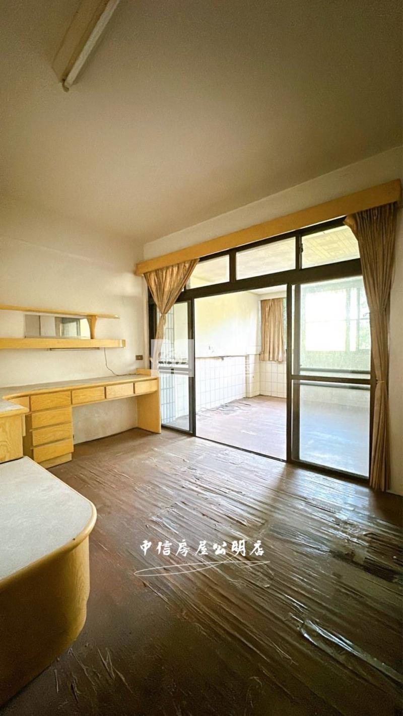 近經國新城五樓店面房屋室內格局與周邊環境