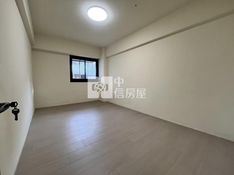 中國醫低總價採光精裝修房房屋室內格局與周邊環境