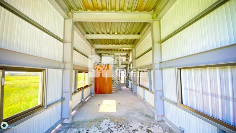 國五側車道旁農舍再附小農地房屋室內格局與周邊環境