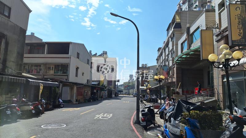 仁東街10米面寬店住房屋室內格局與周邊環境