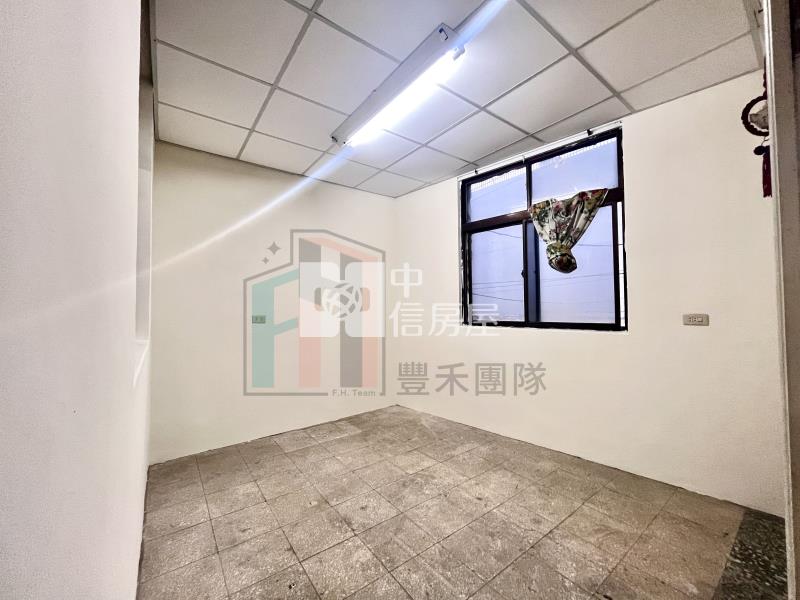 【豐禾】龍岡國小旁大地坪6房透天房屋室內格局與周邊環境