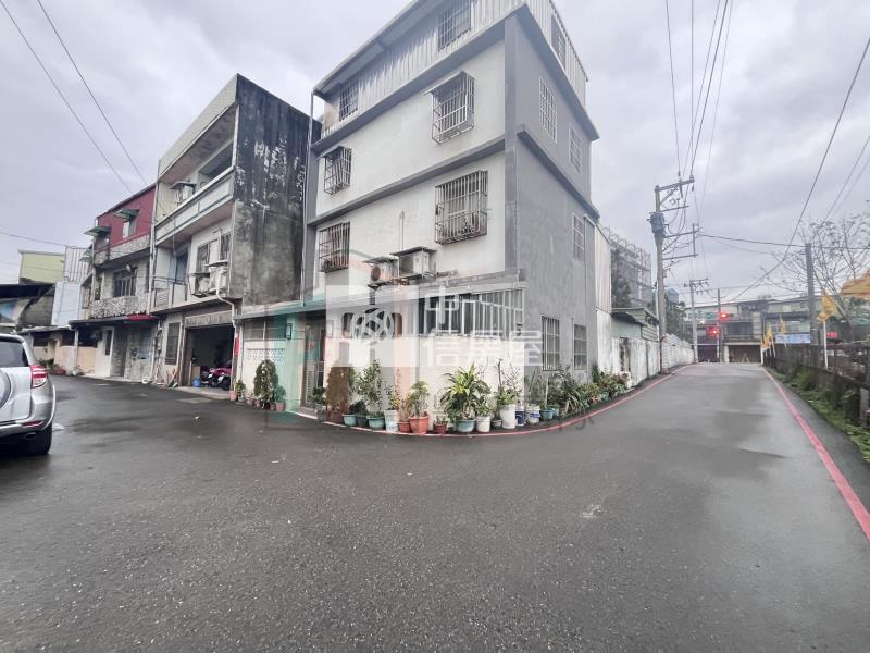 【豐禾】龍岡國小旁大地坪6房透天房屋室內格局與周邊環境