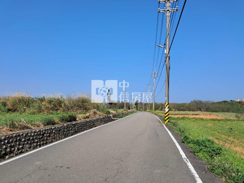 客運園區旁大面寬田房屋室內格局與周邊環境