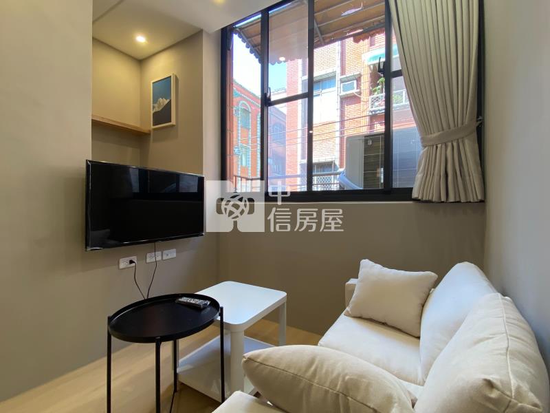 中壢站前低樓層新整理高投報四套房房屋室內格局與周邊環境