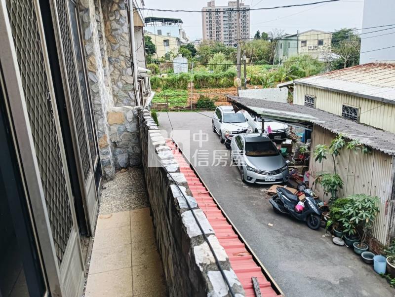 龍岡國小孝親透天房屋室內格局與周邊環境